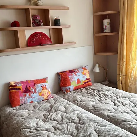 Downtown With Working Kitchen, Views & Free Parking 아파트 *
