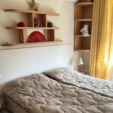 Downtown Private With Full Kitchen, Panoramic Views, Self Check-in & Free Parking, English, Bulgarian, Lanaguages Ok! Kazanlak